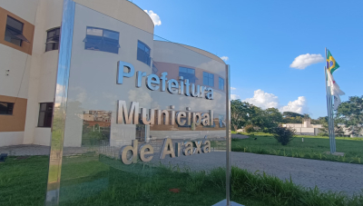 Audiência pública sobre terceirização da rede de urgência e emergência mobiliza servidores, vereadores e Prefeitura em Araxá