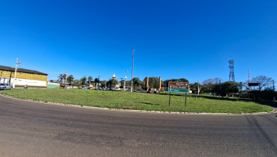“Terá fonte seca, jardinagem e calçamento”, diz secretário ao detalhar estrutura da futura Praça da Bíblia em Araxá