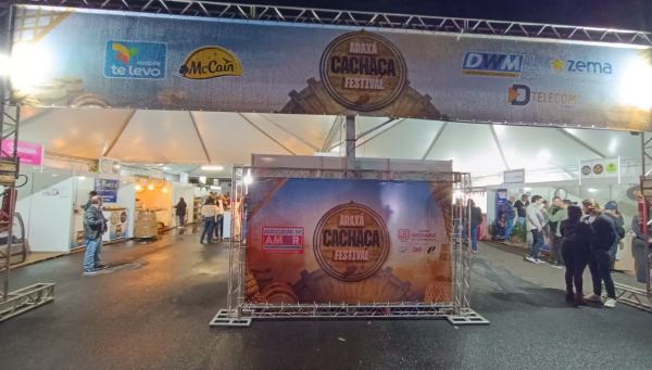 Araxá Cachaça Festival movimenta o sábado (25) com seis atrações musicais